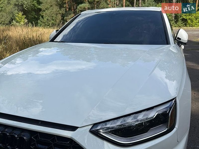Седан Audi A4 2020 в Києві