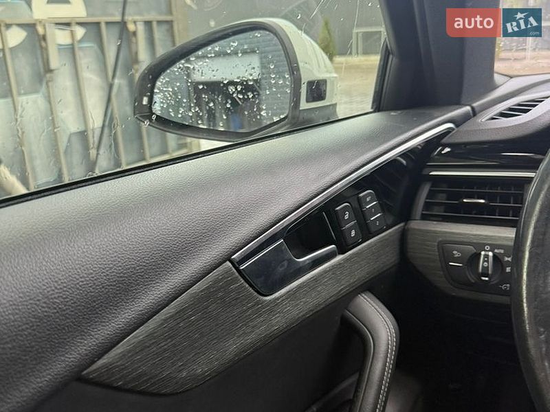 Седан Audi A4 2020 в Києві