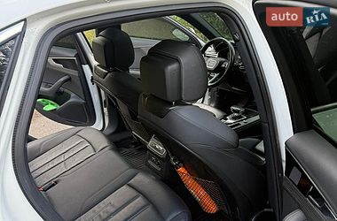 Седан Audi A4 2020 в Києві