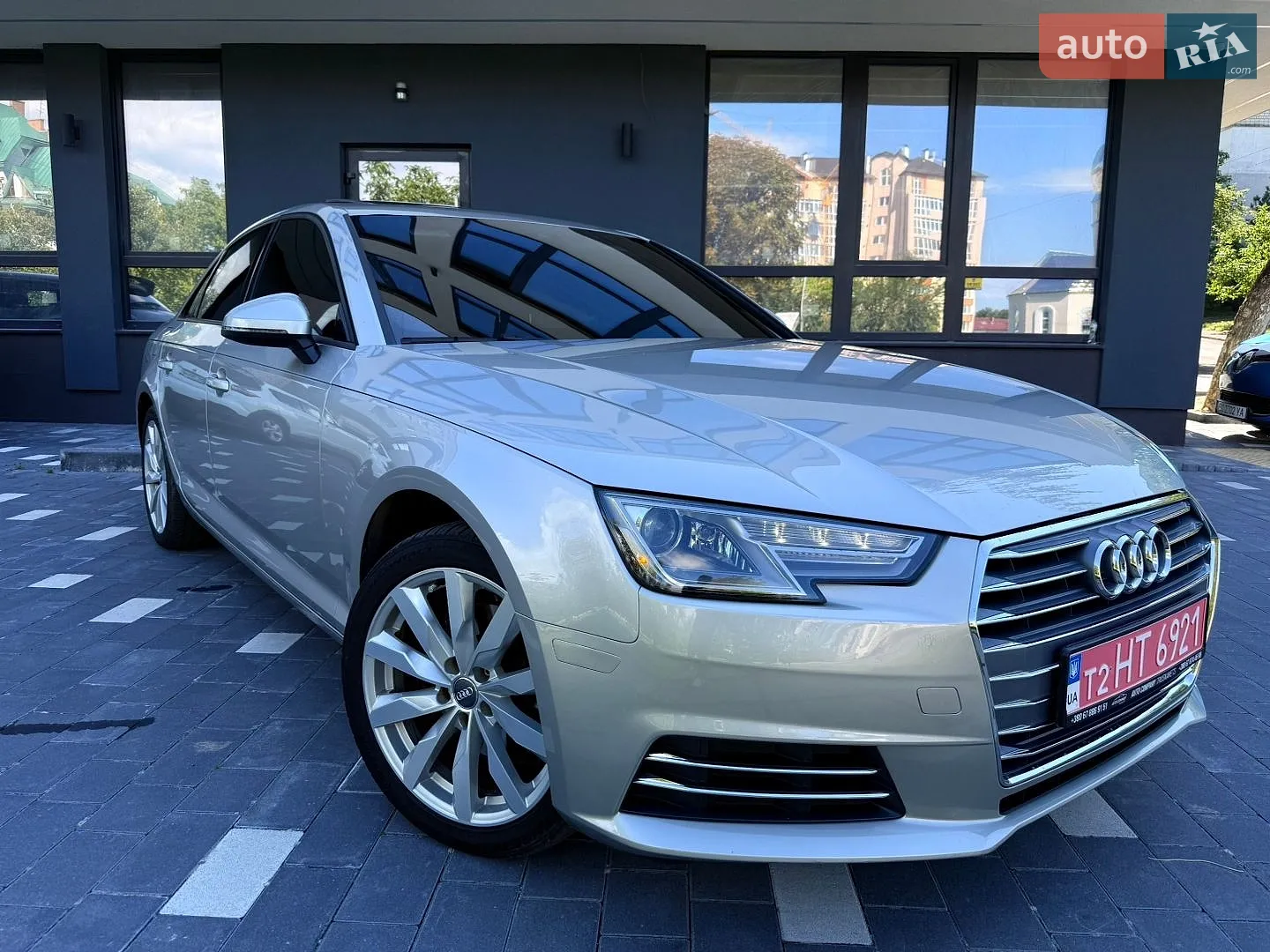 2017 Audi A4 - мініатюра 5