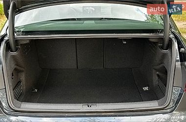 Седан Audi A4 2023 в Черкасах