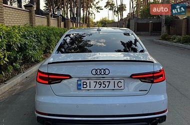 Седан Audi A4 2018 в Дніпрі