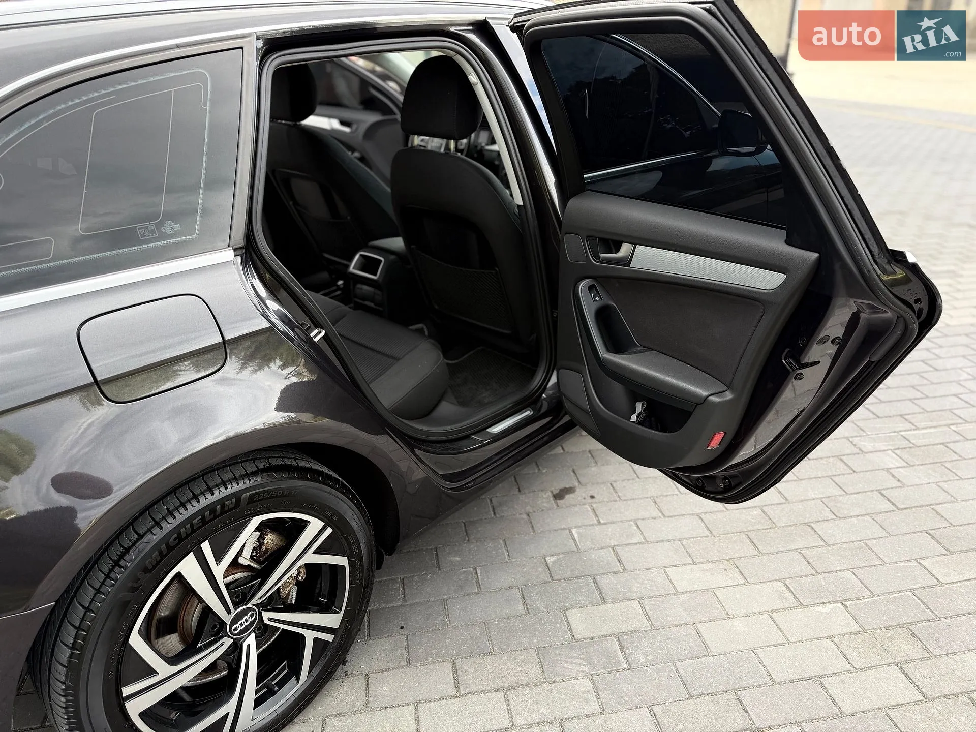 2010 Audi A4 - мініатюра 16