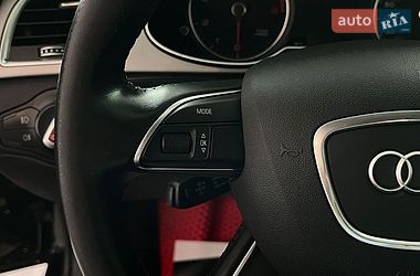 Седан Audi A4 2014 в Львові