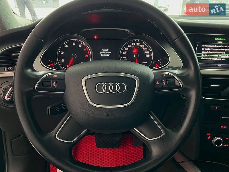 Седан Audi A4 2014 в Львові