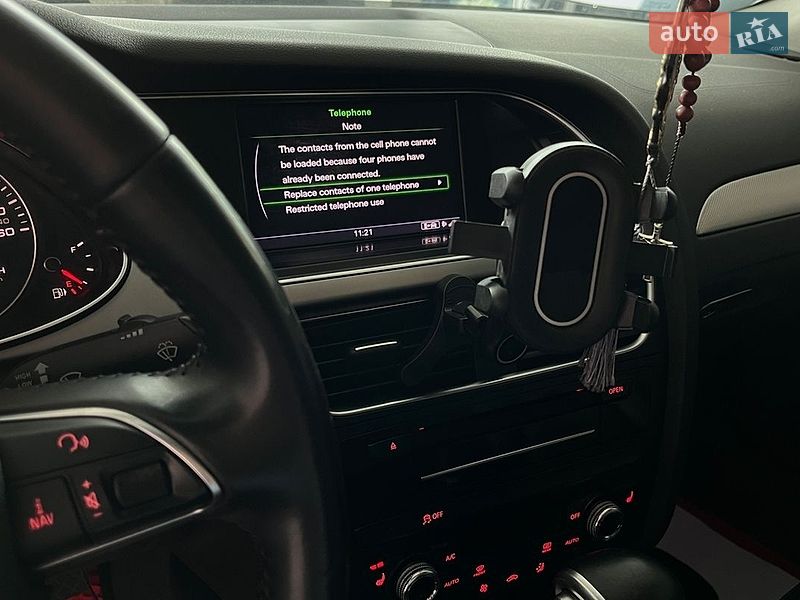 Седан Audi A4 2014 в Львові