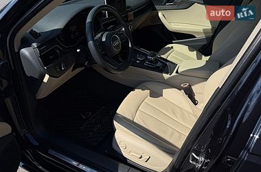 Седан Audi A4 2018 в Києві