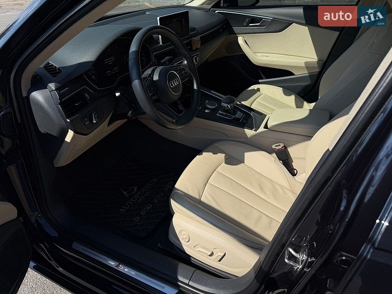 Седан Audi A4 2018 в Києві
