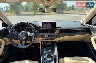 Седан Audi A4 2018 в Києві