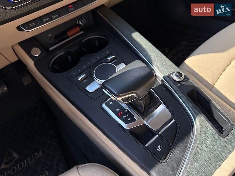 Седан Audi A4 2018 в Києві