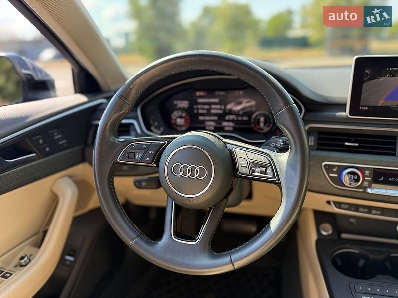 Седан Audi A4 2018 в Києві