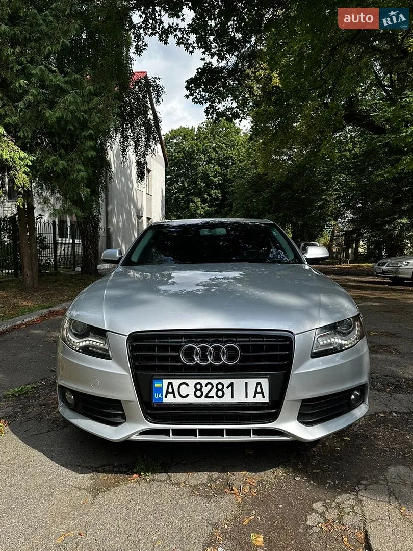 2010 Audi A4 - мініатюра 2