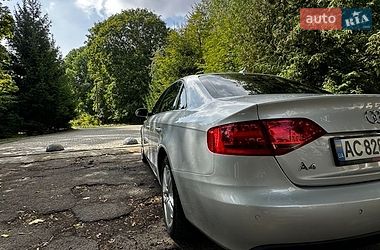 Седан Audi A4 2010 в Луцьку