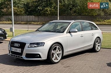 Универсал Audi A4 2011 в Киеве