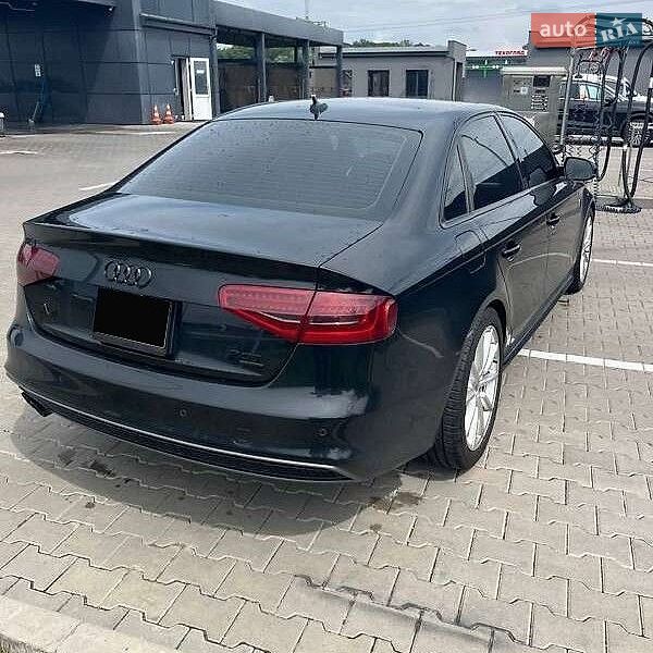 Седан Audi A4 2014 в Івано-Франківську