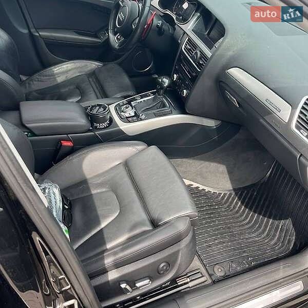 Седан Audi A4 2014 в Івано-Франківську