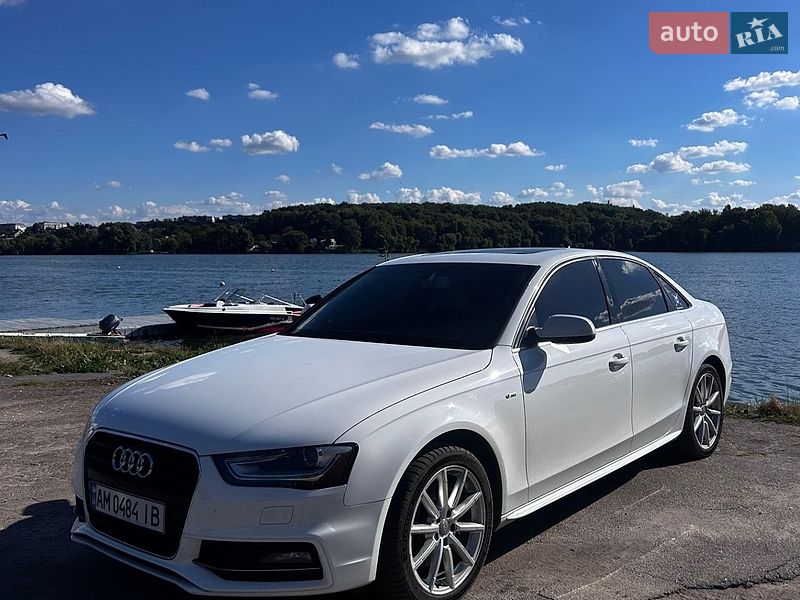 Седан Audi A4 2015 в Бердичеві