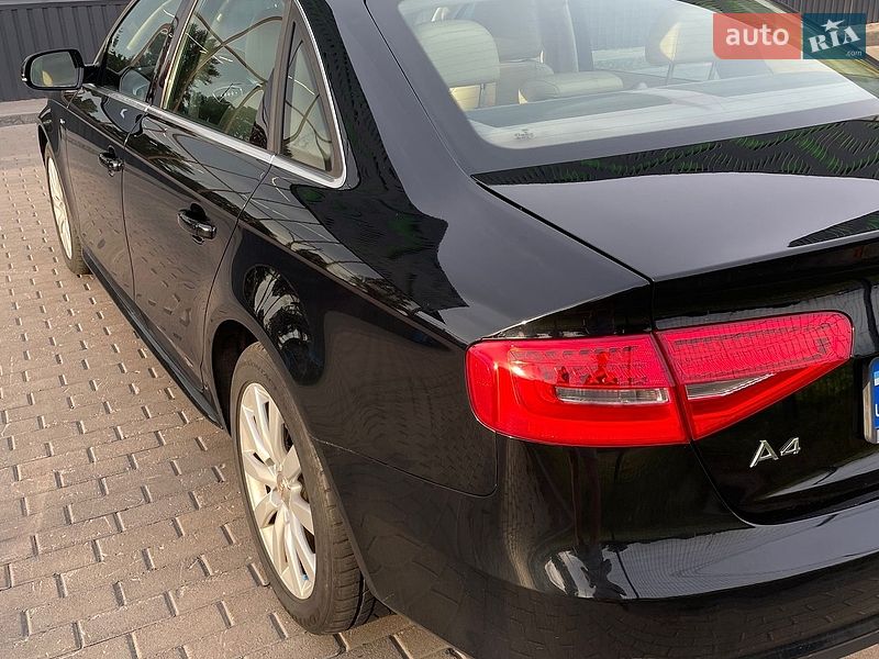 Седан Audi A4 2015 в Києві