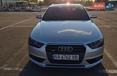 Седан Audi A4 2012 в Києві