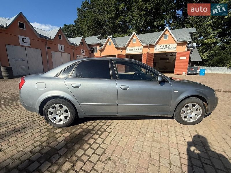 Седан Audi A4 2001 в Чернівцях фото 4 Седан Audi A4 2001 в Чернівцях