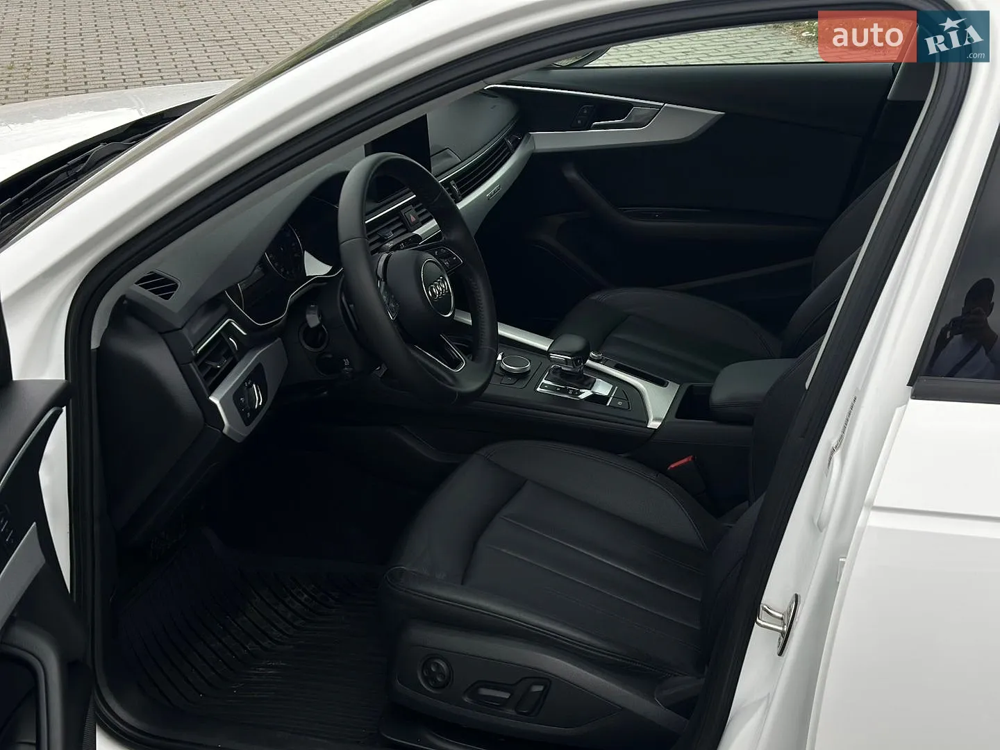2016 Audi A4 - мініатюра 24