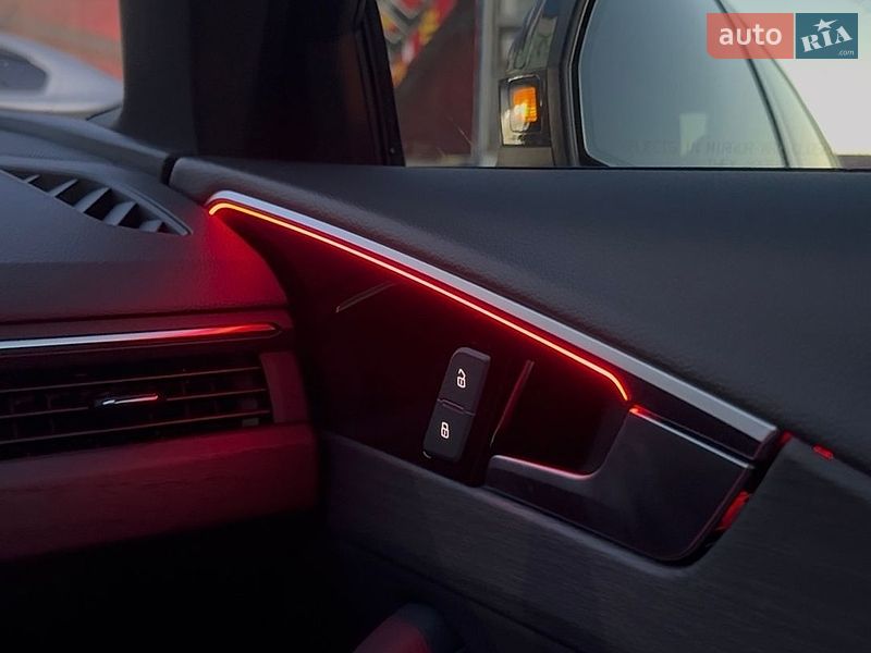Седан Audi A4 2024 в Киеве