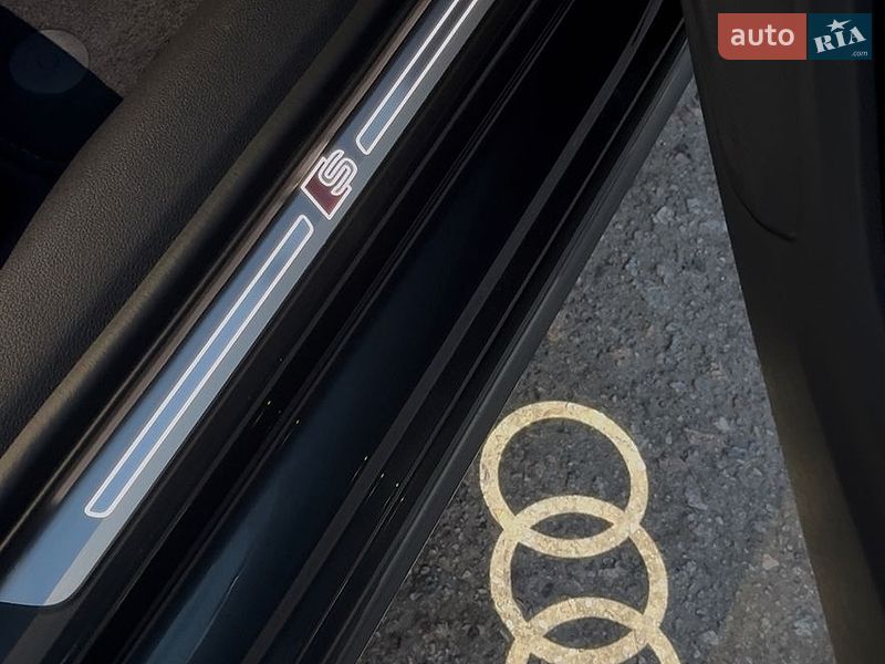 Седан Audi A4 2024 в Киеве