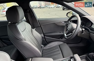 Седан Audi A4 2024 в Киеве