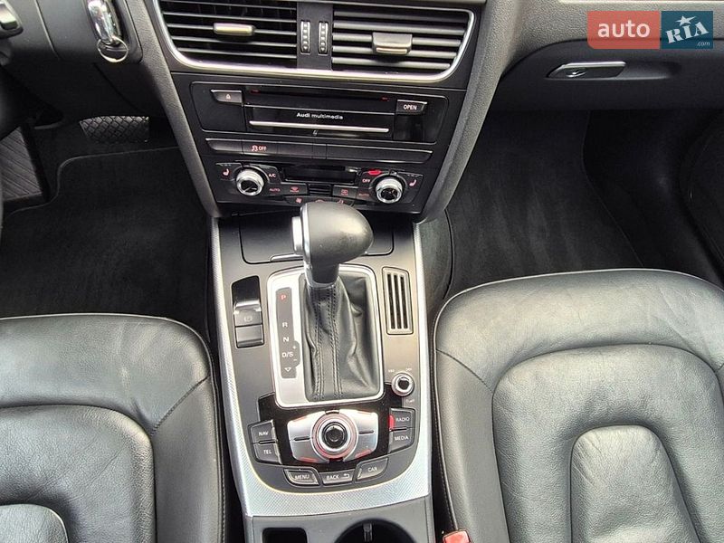 Седан Audi A4 2015 в Полтаві