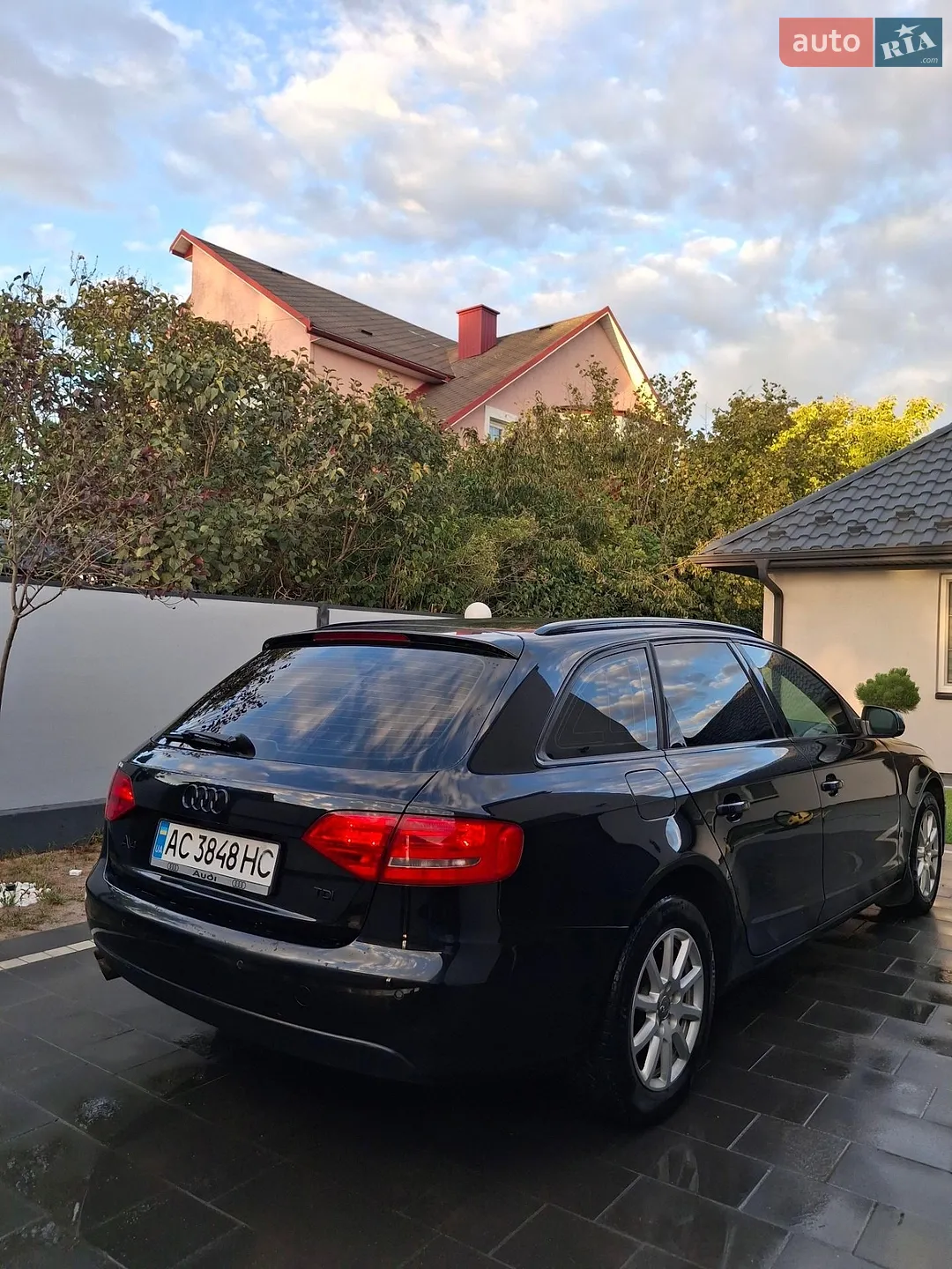 2010 Audi A4 - мініатюра 16