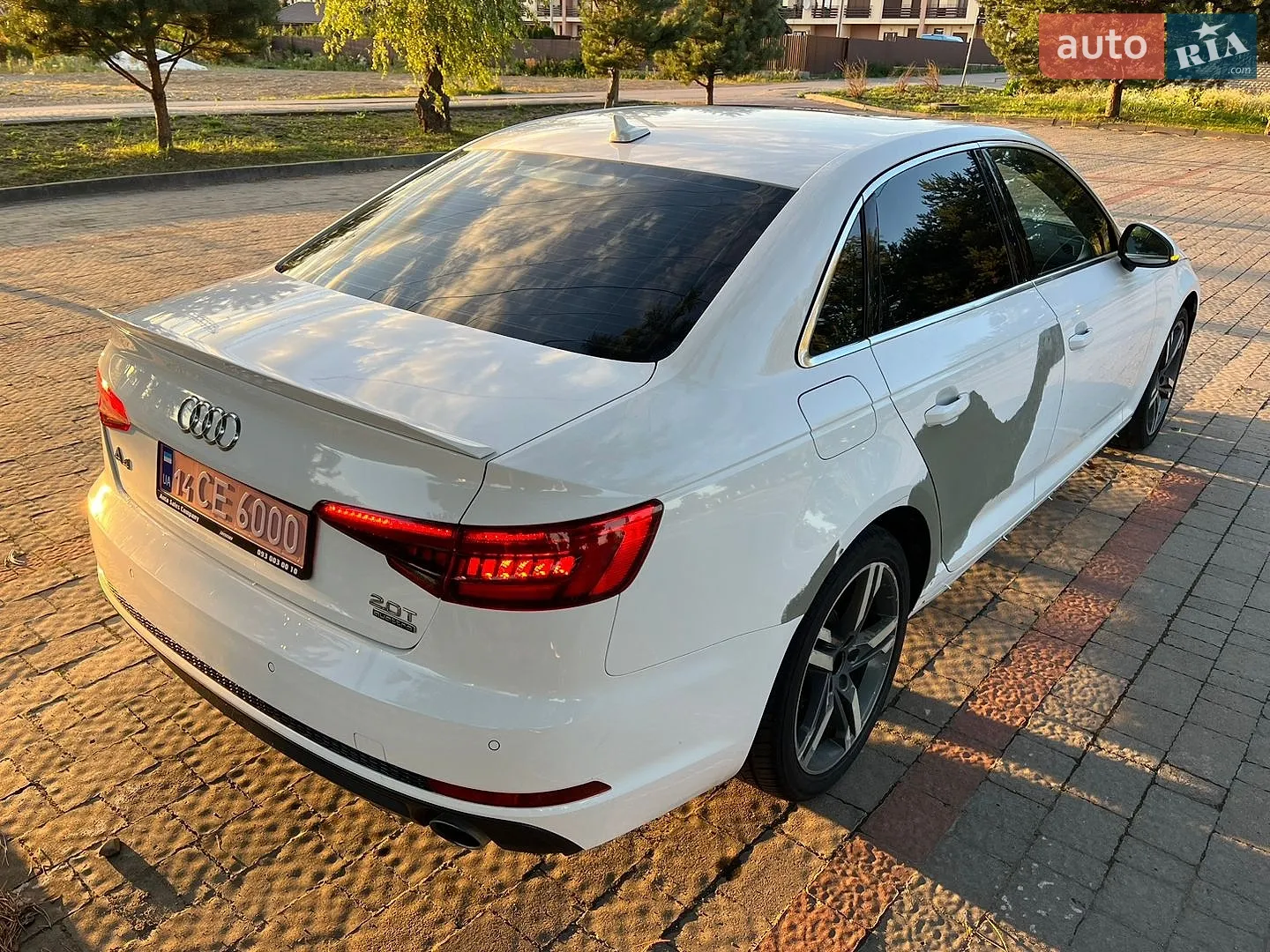 2017 Audi A4 - мініатюра 4