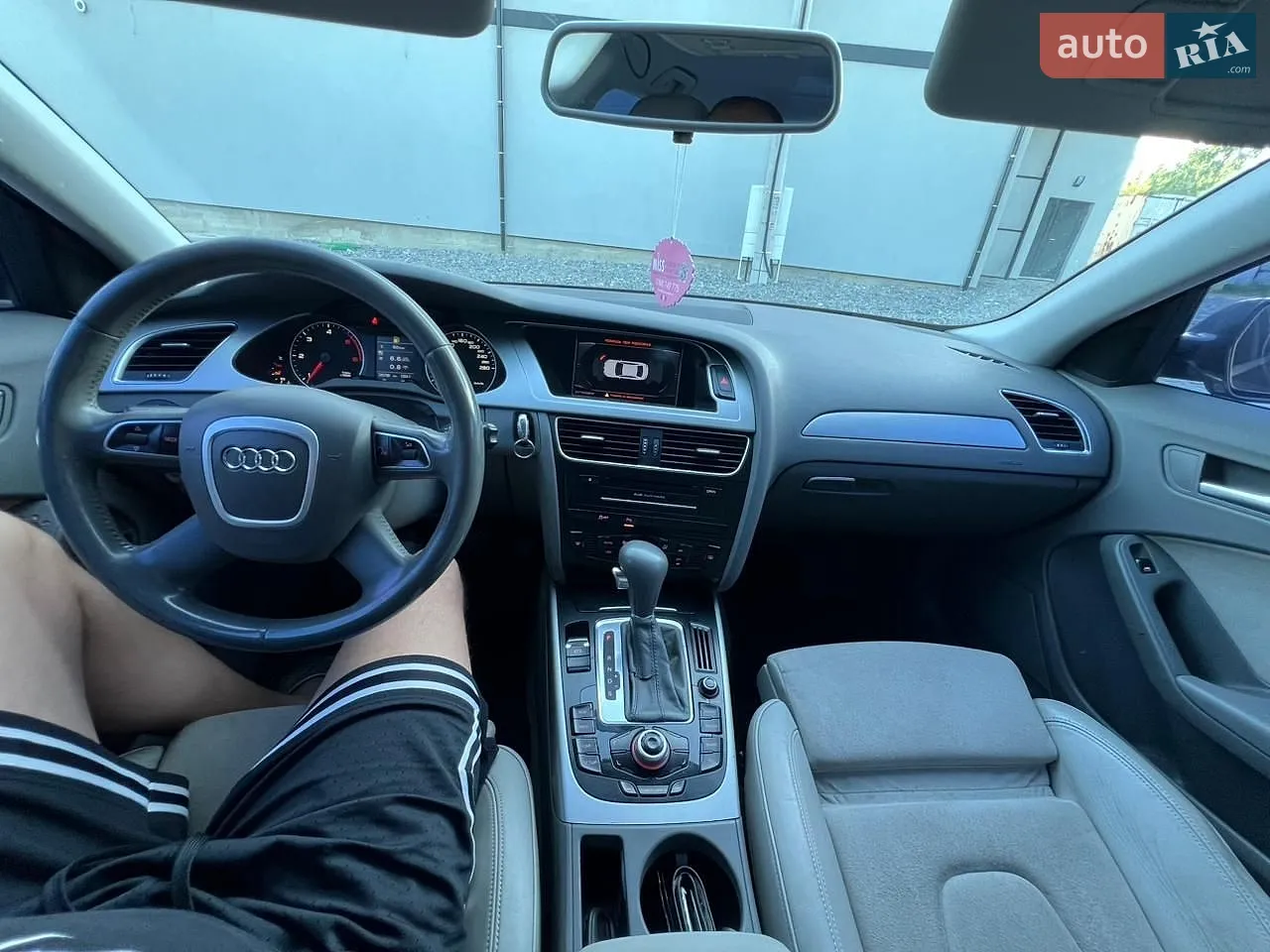 2011 Audi A4 - мініатюра 24