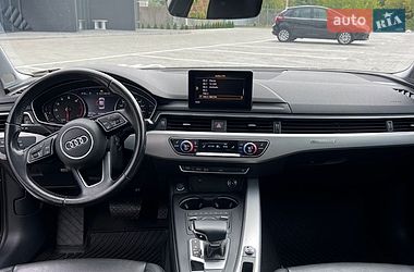 Седан Audi A4 2018 в Шептицькому