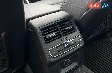 Седан Audi A4 2018 в Шептицькому