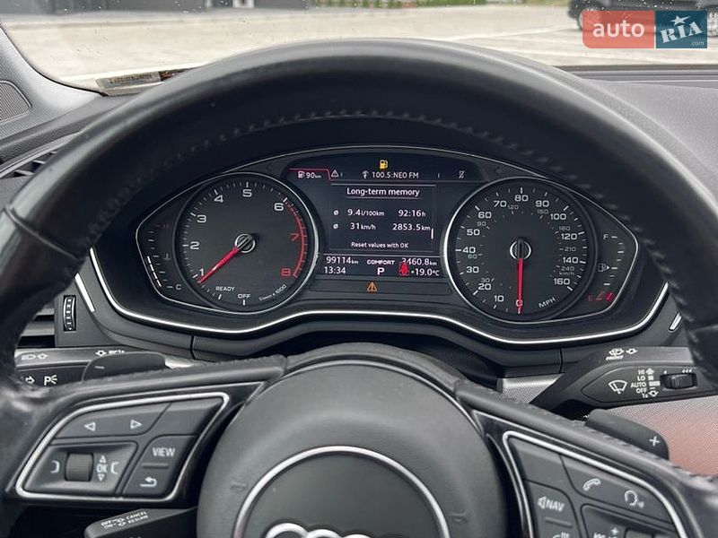 Седан Audi A4 2018 в Шептицькому