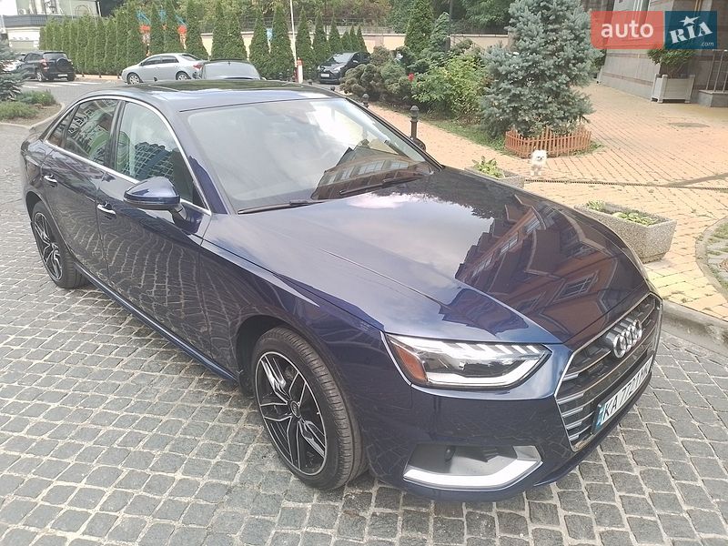 Audi A4 2023