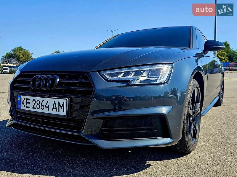 Седан Audi A4 2016 в Днепре