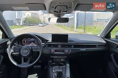 Седан Audi A4 2018 в Киеве