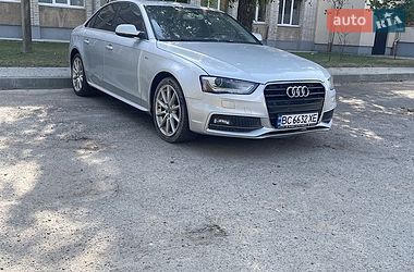 Седан Audi A4 2013 в Львове