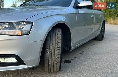 Універсал Audi A4 2012 в Звягелі