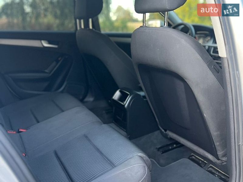 Універсал Audi A4 2012 в Звягелі