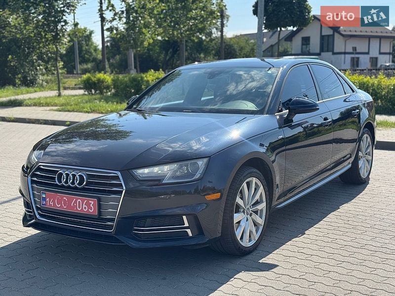 Седан Audi A4 2017 в Львові