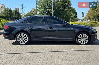 Седан Audi A4 2017 в Львові