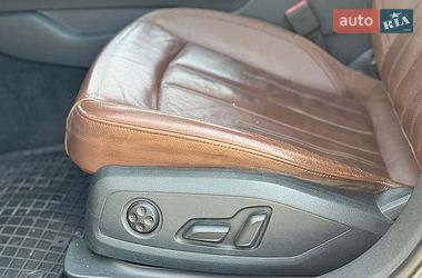 Седан Audi A4 2017 в Львові