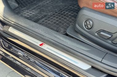 Седан Audi A4 2017 в Львові