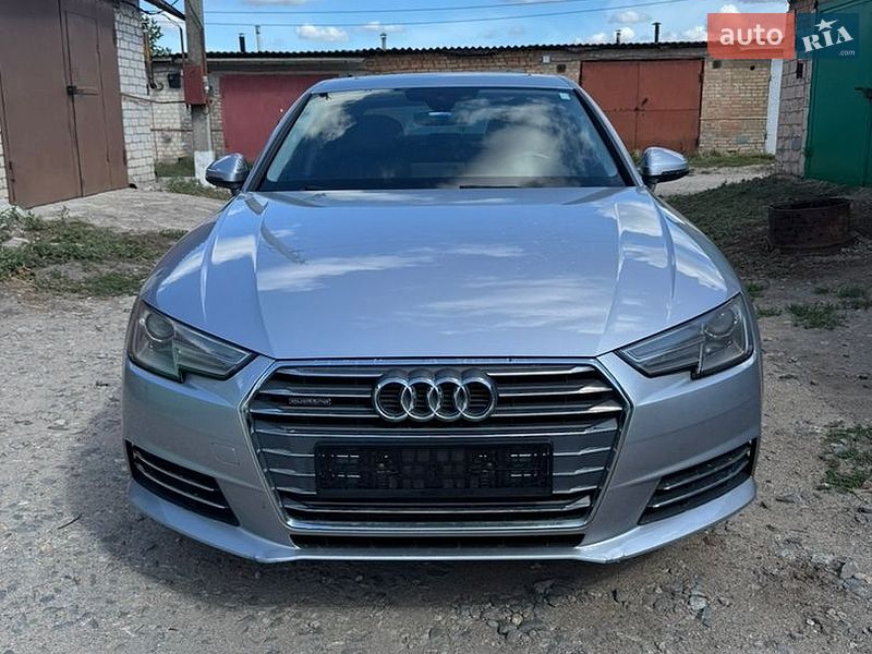 Седан Audi A4 2016 в Кропивницком