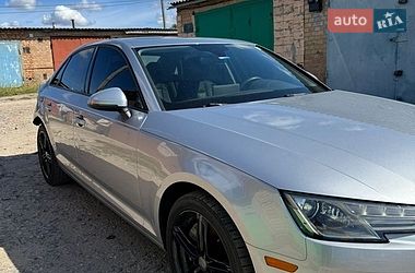 Седан Audi A4 2016 в Кропивницком