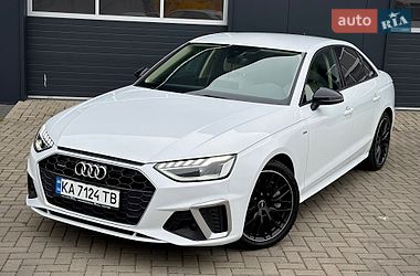 Седан Audi A4 2021 в Мукачевому
