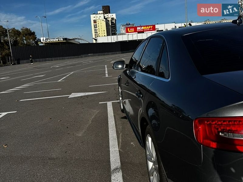 Седан Audi A4 2014 в Києві