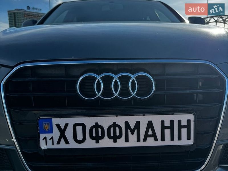 Седан Audi A4 2014 в Києві